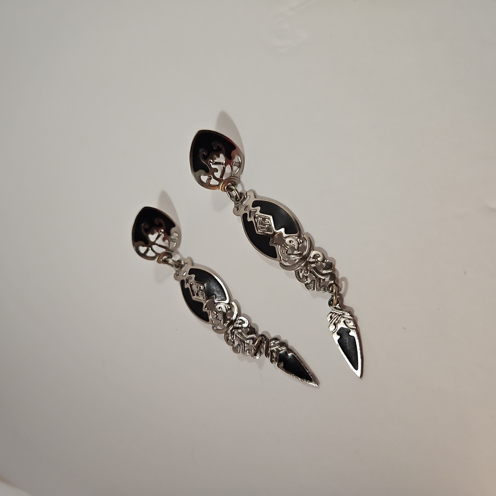 Silver and black onyx inlay hanging earrings